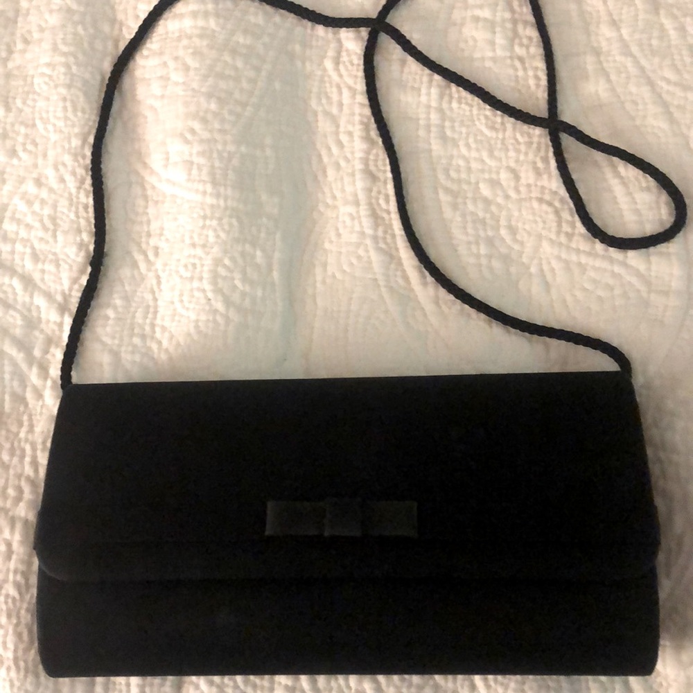 Black purse